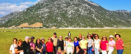 TOROSLARDA ORMANA DÜĞMELİ EVLER TURU