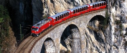 NOEL ZAMANI BERNINA EKSPRESİ İLE İSVİÇRE - İTALYA TURU