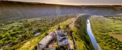 ŞARAP FESTİVALİ ZAMANINDA MOLDOVA TURU