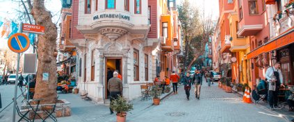 SELÇUK ERACUN REHBERLİĞİNDE KUZGUNCUK ÜSKÜDAR TURU